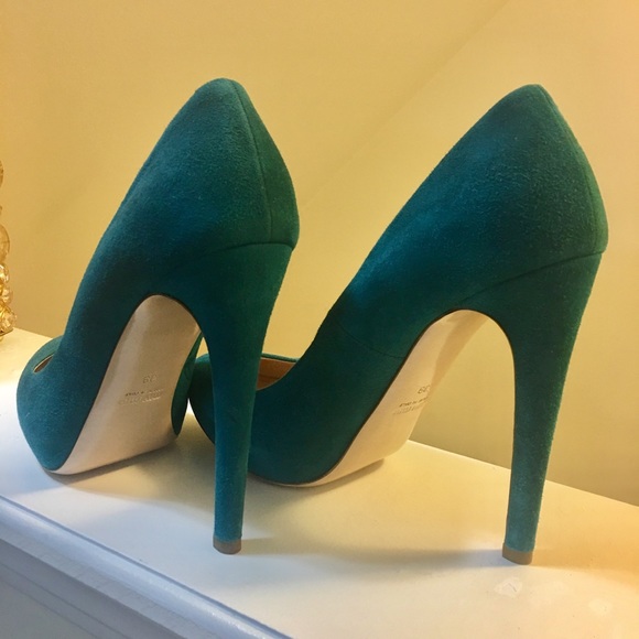Miu Miu Pumps - Picture 8 of 8